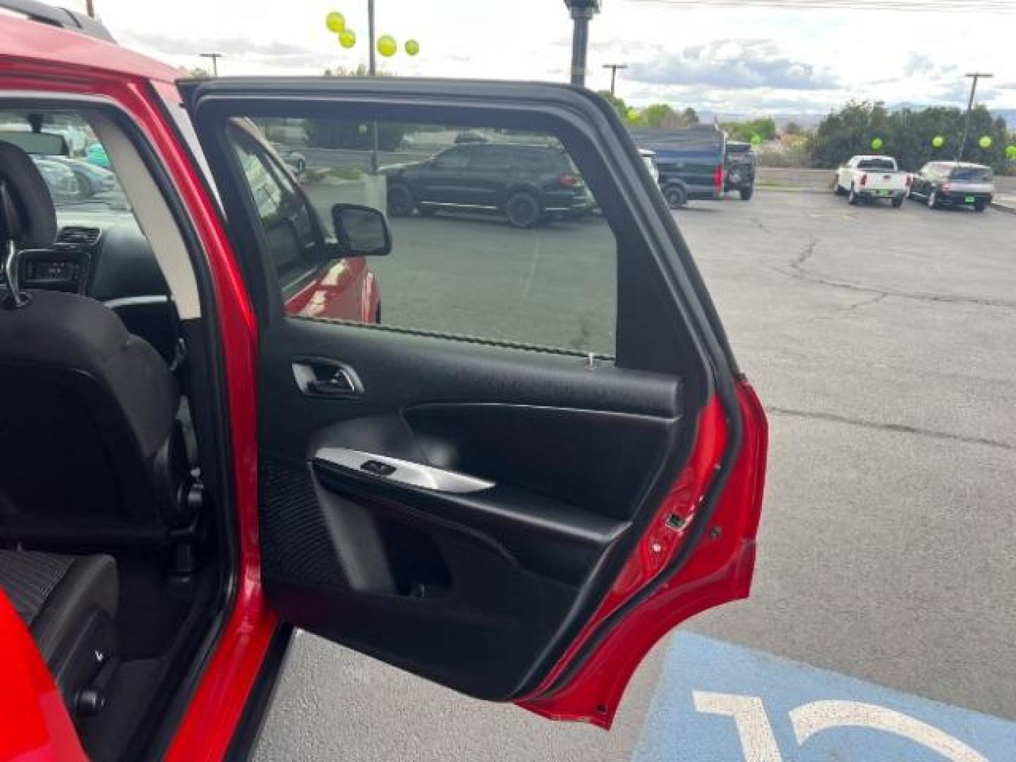 2015 Redline 2 Coat Pearl /Black Dodge Journey SXT (3C4PDCBG5FT) , Automatic transmission, located at 1865 East Red Hills Pkwy, St. George, 84770, (435) 628-0023, 37.120850, -113.543640 - Photo#28