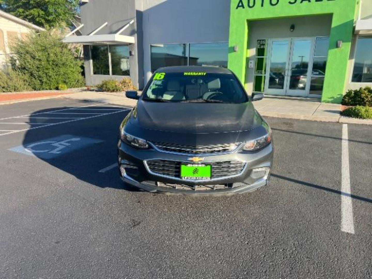 2016 Nightfall Gray Metallic /Dark Atmosphere/Loft Brown Chevrolet Malibu 1LT (1G1ZE5ST1GF) with an ECOTEC 1.5L I-4 gasoline direct injection engine, Automatic transmission, located at 1865 East Red Hills Pkwy, St. George, 84770, (435) 628-0023, 37.120850, -113.543640 - Photo#1