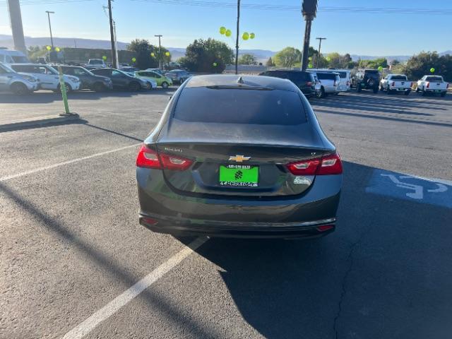 2016 Nightfall Gray Metallic /Dark Atmosphere/Loft Brown Chevrolet Malibu 1LT (1G1ZE5ST1GF) with an ECOTEC 1.5L I-4 gasoline direct injection engine, Automatic transmission, located at 1865 East Red Hills Pkwy, St. George, 84770, (435) 628-0023, 37.120850, -113.543640 - Photo#5