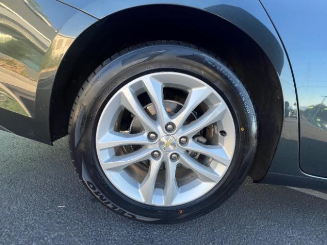 2016 Nightfall Gray Metallic /Dark Atmosphere/Loft Brown Chevrolet Malibu 1LT (1G1ZE5ST1GF) with an ECOTEC 1.5L I-4 gasoline direct injection engine, Automatic transmission, located at 1865 East Red Hills Pkwy, St. George, 84770, (435) 628-0023, 37.120850, -113.543640 - Photo#8