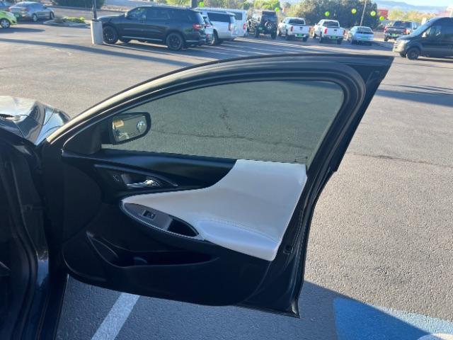 2016 Nightfall Gray Metallic /Dark Atmosphere/Loft Brown Chevrolet Malibu 1LT (1G1ZE5ST1GF) with an ECOTEC 1.5L I-4 gasoline direct injection engine, Automatic transmission, located at 1865 East Red Hills Pkwy, St. George, 84770, (435) 628-0023, 37.120850, -113.543640 - Photo#27