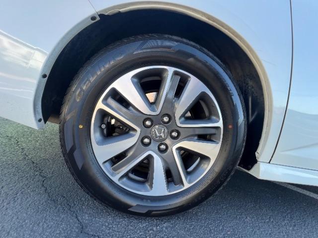 2014 White Diamond Pearl /Truffle Honda Odyssey Touring | Touring Elite (5FNRL5H99EB) with an 3.5L V-6 i-VTEC variable valve control engine, Automatic transmission, located at 1865 East Red Hills Pkwy, St. George, 84770, (435) 628-0023, 37.120850, -113.543640 - We specialize in helping ALL people get the best financing available. No matter your credit score, good, bad or none we can get you an amazing rate. Had a bankruptcy, divorce, or repossessions? We give you the green light to get your credit back on the road. Low down and affordable payments that fit - Photo#8