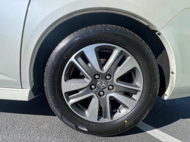 2014 White Diamond Pearl /Truffle Honda Odyssey Touring | Touring Elite (5FNRL5H99EB) with an 3.5L V-6 i-VTEC variable valve control engine, Automatic transmission, located at 1865 East Red Hills Pkwy, St. George, 84770, (435) 628-0023, 37.120850, -113.543640 - We specialize in helping ALL people get the best financing available. No matter your credit score, good, bad or none we can get you an amazing rate. Had a bankruptcy, divorce, or repossessions? We give you the green light to get your credit back on the road. Low down and affordable payments that fit - Photo#11