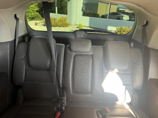 2014 White Diamond Pearl /Truffle Honda Odyssey Touring | Touring Elite (5FNRL5H99EB) with an 3.5L V-6 i-VTEC variable valve control engine, Automatic transmission, located at 1865 East Red Hills Pkwy, St. George, 84770, (435) 628-0023, 37.120850, -113.543640 - We specialize in helping ALL people get the best financing available. No matter your credit score, good, bad or none we can get you an amazing rate. Had a bankruptcy, divorce, or repossessions? We give you the green light to get your credit back on the road. Low down and affordable payments that fit - Photo#23