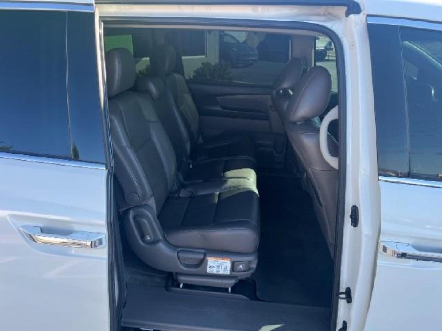 2014 White Diamond Pearl /Truffle Honda Odyssey Touring | Touring Elite (5FNRL5H99EB) with an 3.5L V-6 i-VTEC variable valve control engine, Automatic transmission, located at 1865 East Red Hills Pkwy, St. George, 84770, (435) 628-0023, 37.120850, -113.543640 - We specialize in helping ALL people get the best financing available. No matter your credit score, good, bad or none we can get you an amazing rate. Had a bankruptcy, divorce, or repossessions? We give you the green light to get your credit back on the road. Low down and affordable payments that fit - Photo#26