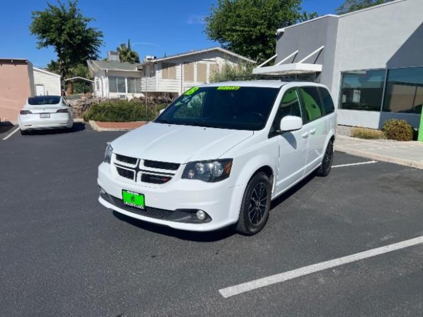2018 White Knuckle Clearcoat /Black Dodge Grand Caravan GT (2C4RDGEGXJR) with an Pentastar 3.6L V-6 DOHC engine, Automatic transmission, located at 1865 East Red Hills Pkwy, St. George, 84770, (435) 628-0023, 37.120850, -113.543640 - We specialize in helping ALL people get the best financing available. No matter your credit score, good, bad or none we can get you an amazing rate. Had a bankruptcy, divorce, or repossessions? We give you the green light to get your credit back on the road. Low down and affordable payments that fit - Photo#2