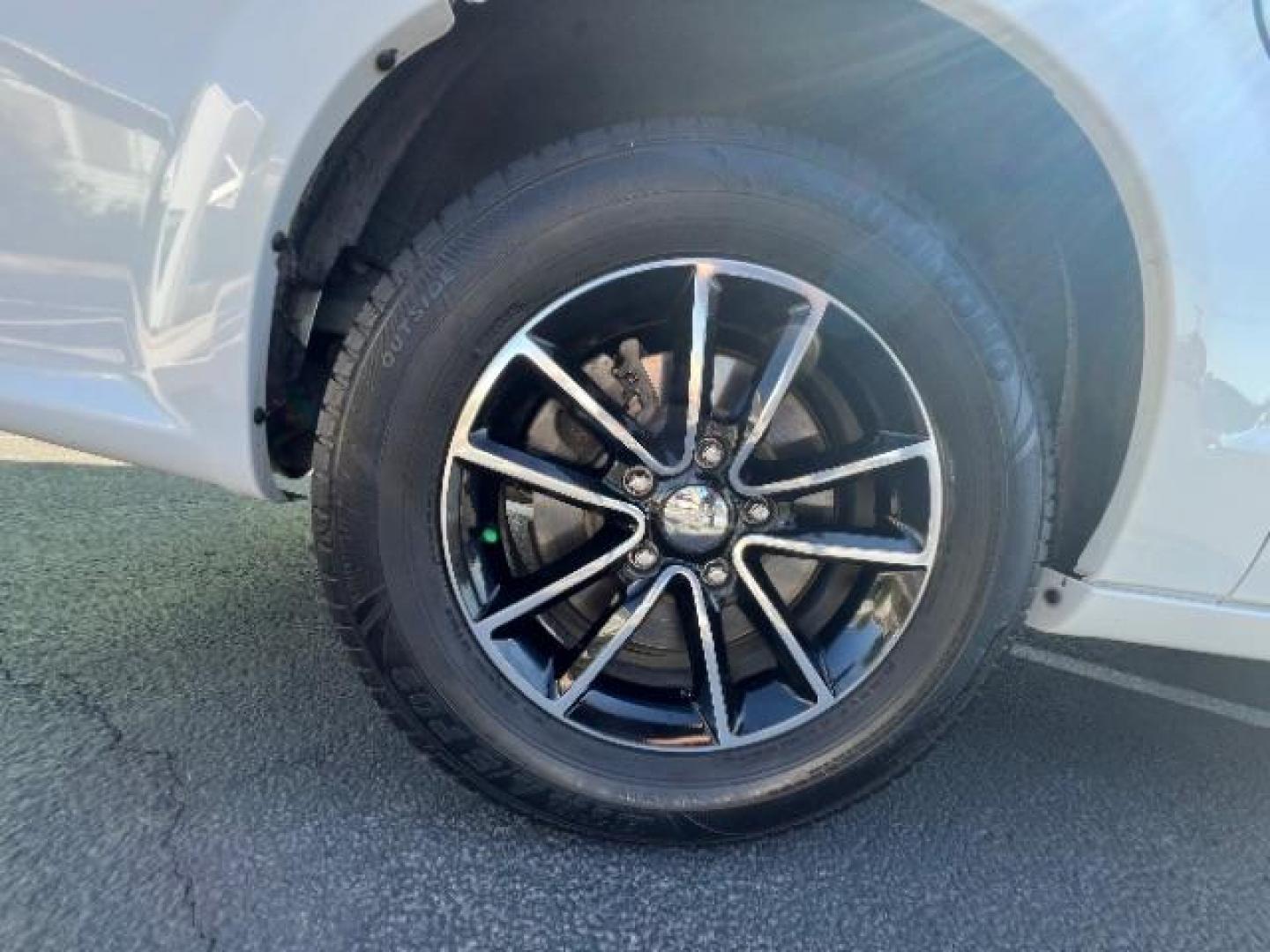 2018 White Knuckle Clearcoat /Black Dodge Grand Caravan GT (2C4RDGEGXJR) with an Pentastar 3.6L V-6 DOHC engine, Automatic transmission, located at 1865 East Red Hills Pkwy, St. George, 84770, (435) 628-0023, 37.120850, -113.543640 - We specialize in helping ALL people get the best financing available. No matter your credit score, good, bad or none we can get you an amazing rate. Had a bankruptcy, divorce, or repossessions? We give you the green light to get your credit back on the road. Low down and affordable payments that fit - Photo#10
