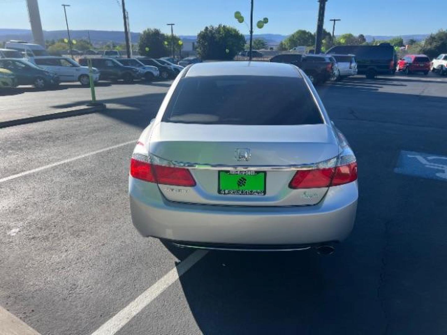 2015 Alabaster Silver Metallic /Gray Honda Accord LX (1HGCR2F3XFA) with an 2.4L I-4 gasoline direct injection engine, AUTOMATIC transmission, located at 940 North Main Street, Cedar City, UT, 84720, (435) 628-0023, 37.692936, -113.061897 - We specialize in helping ALL people get the best financing available. No matter your credit score, good, bad or none we can get you an amazing rate. Had a bankruptcy, divorce, or repossessions? We give you the green light to get your credit back on the road. Low down and affordable payments that fit - Photo#5