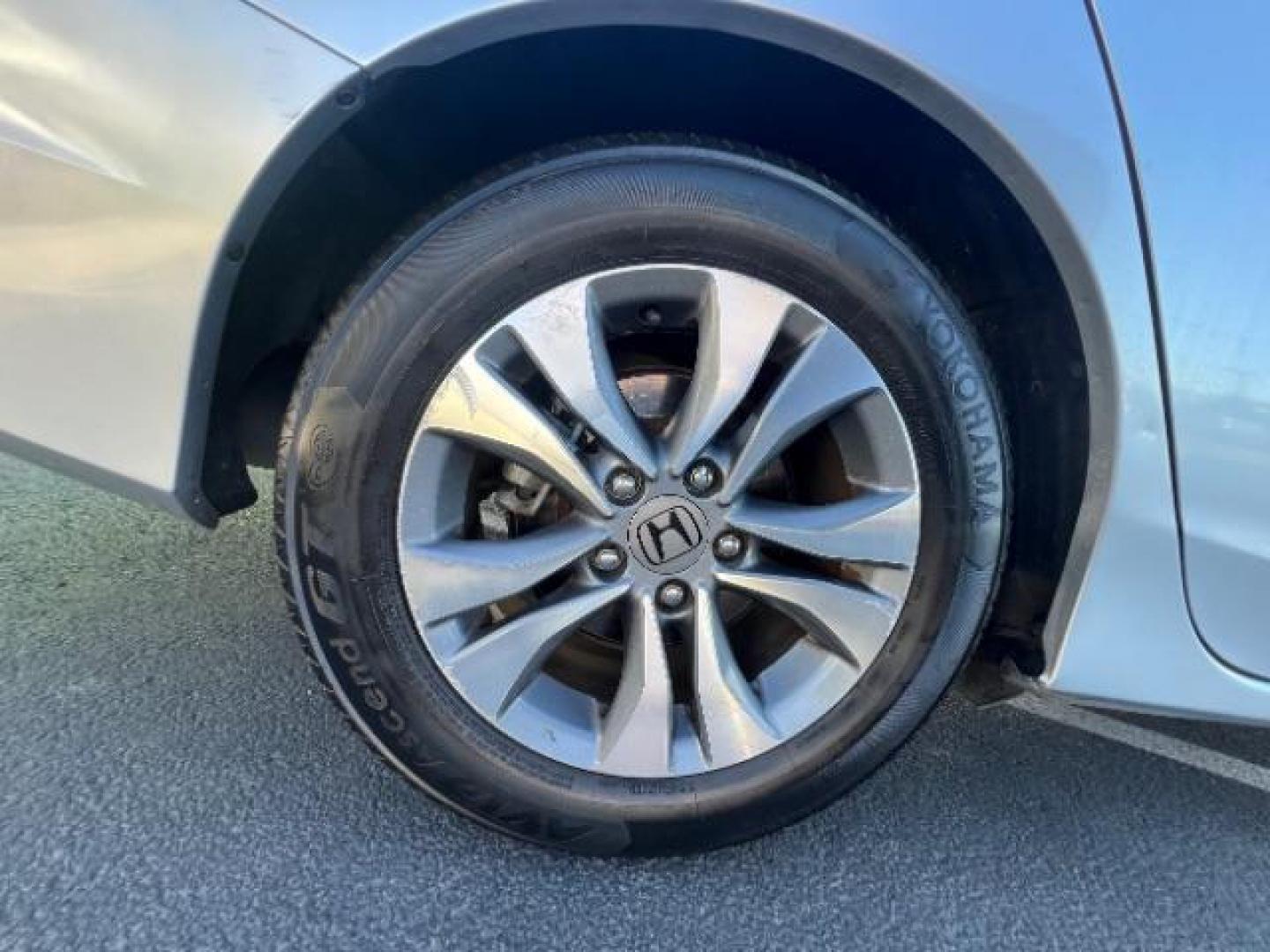 2015 Alabaster Silver Metallic /Gray Honda Accord LX (1HGCR2F3XFA) with an 2.4L I-4 gasoline direct injection engine, AUTOMATIC transmission, located at 940 North Main Street, Cedar City, UT, 84720, (435) 628-0023, 37.692936, -113.061897 - We specialize in helping ALL people get the best financing available. No matter your credit score, good, bad or none we can get you an amazing rate. Had a bankruptcy, divorce, or repossessions? We give you the green light to get your credit back on the road. Low down and affordable payments that fit - Photo#9