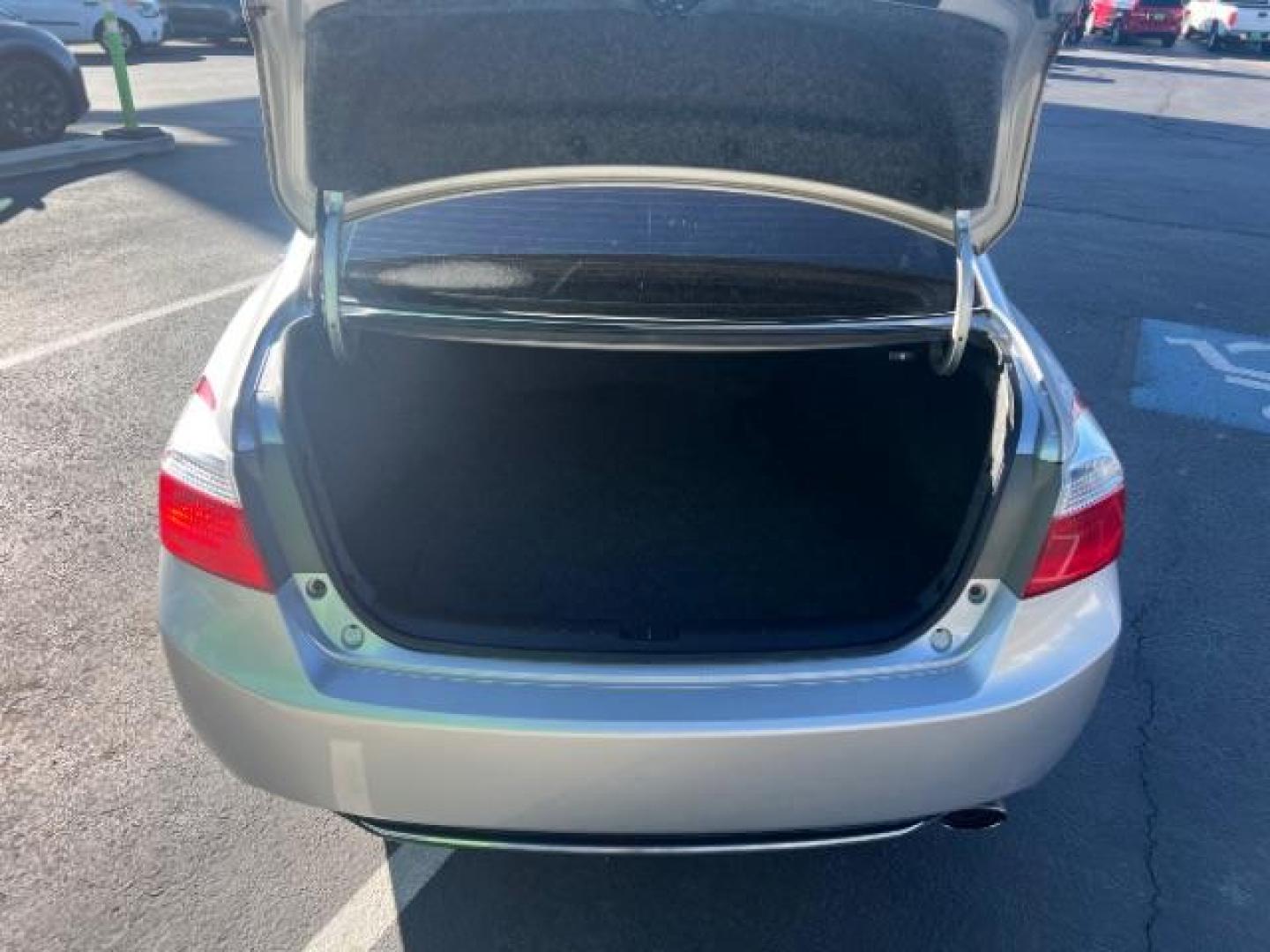 2015 Alabaster Silver Metallic /Gray Honda Accord LX (1HGCR2F3XFA) with an 2.4L I-4 gasoline direct injection engine, AUTOMATIC transmission, located at 940 North Main Street, Cedar City, UT, 84720, (435) 628-0023, 37.692936, -113.061897 - We specialize in helping ALL people get the best financing available. No matter your credit score, good, bad or none we can get you an amazing rate. Had a bankruptcy, divorce, or repossessions? We give you the green light to get your credit back on the road. Low down and affordable payments that fit - Photo#24