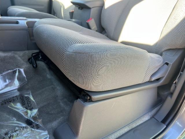 2018 Gun Metallic /Steel Nissan Frontier SV (1N6AD0ER0JN) with an VQ 4L V-6 DOHC engine, Automatic transmission, located at 1865 East Red Hills Pkwy, St. George, 84770, (435) 628-0023, 37.120850, -113.543640 - We specialize in helping ALL people get the best financing available. No matter your credit score, good, bad or none we can get you an amazing rate. Had a bankruptcy, divorce, or repossessions? We give you the green light to get your credit back on the road. Low down and affordable payments that fit - Photo#13