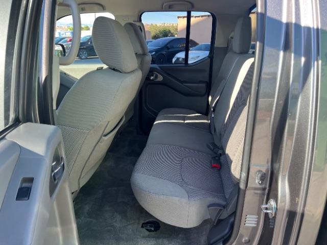 2018 Gun Metallic /Steel Nissan Frontier SV (1N6AD0ER0JN) with an VQ 4L V-6 DOHC engine, Automatic transmission, located at 1865 East Red Hills Pkwy, St. George, 84770, (435) 628-0023, 37.120850, -113.543640 - We specialize in helping ALL people get the best financing available. No matter your credit score, good, bad or none we can get you an amazing rate. Had a bankruptcy, divorce, or repossessions? We give you the green light to get your credit back on the road. Low down and affordable payments that fit - Photo#21