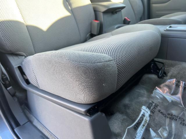 2018 Gun Metallic /Steel Nissan Frontier SV (1N6AD0ER0JN) with an VQ 4L V-6 DOHC engine, Automatic transmission, located at 1865 East Red Hills Pkwy, St. George, 84770, (435) 628-0023, 37.120850, -113.543640 - We specialize in helping ALL people get the best financing available. No matter your credit score, good, bad or none we can get you an amazing rate. Had a bankruptcy, divorce, or repossessions? We give you the green light to get your credit back on the road. Low down and affordable payments that fit - Photo#27