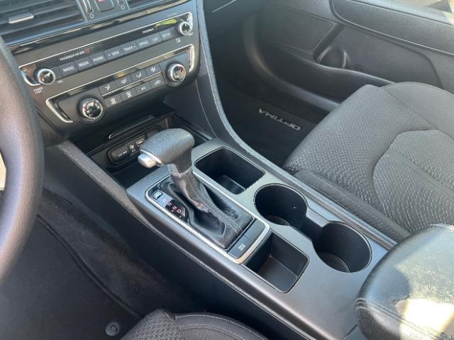 2018 Sparkling Silver /Black Kia Optima LX (5XXGT4L3XJG) with an Theta II 2.4L I-4 gasoline direct injection engine, Automatic transmission, located at 1865 East Red Hills Pkwy, St. George, 84770, (435) 628-0023, 37.120850, -113.543640 - We specialize in helping ALL people get the best financing available. No matter your credit score, good, bad or none we can get you an amazing rate. Had a bankruptcy, divorce, or repossessions? We give you the green light to get your credit back on the road. Low down and affordable payments that fit - Photo#18