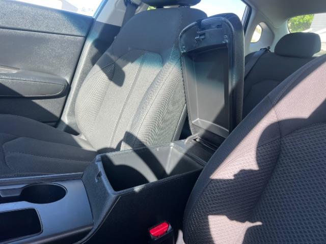 2018 Sparkling Silver /Black Kia Optima LX (5XXGT4L3XJG) with an Theta II 2.4L I-4 gasoline direct injection engine, Automatic transmission, located at 1865 East Red Hills Pkwy, St. George, 84770, (435) 628-0023, 37.120850, -113.543640 - We specialize in helping ALL people get the best financing available. No matter your credit score, good, bad or none we can get you an amazing rate. Had a bankruptcy, divorce, or repossessions? We give you the green light to get your credit back on the road. Low down and affordable payments that fit - Photo#19