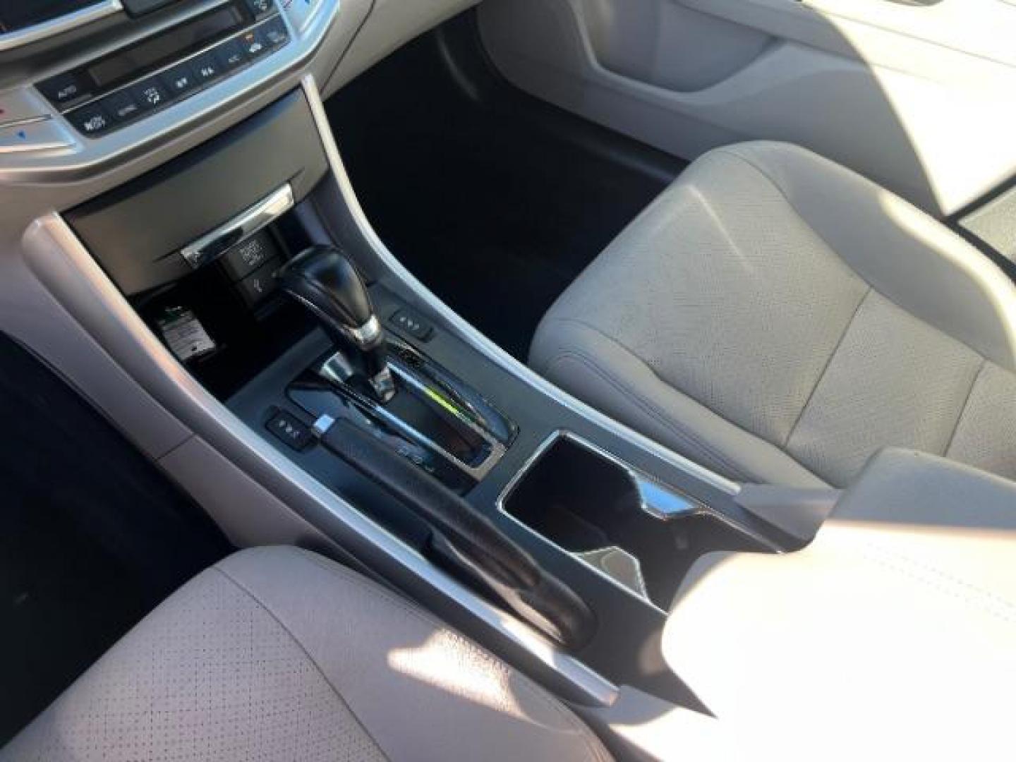 2013 Modern Steel Metallic /Gray Honda Accord EX-L (1HGCR2F87DA) with an 2.4L I-4 gasoline direct injection engine, Automatic transmission, located at 1865 East Red Hills Pkwy, St. George, 84770, (435) 628-0023, 37.120850, -113.543640 - We specialize in helping ALL people get the best financing available. No matter your credit score, good, bad or none we can get you an amazing rate. Had a bankruptcy, divorce, or repossessions? We give you the green light to get your credit back on the road. Low down and affordable payments that fit- Photo#18