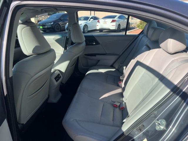 2013 Modern Steel Metallic /Gray Honda Accord EX-L (1HGCR2F87DA) with an 2.4L I-4 gasoline direct injection engine, Automatic transmission, located at 940 North Main Street, Cedar City, UT, 84720, (435) 628-0023, 37.692936, -113.061897 - We specialize in helping ALL people get the best financing available. No matter your credit score, good, bad or none we can get you an amazing rate. Had a bankruptcy, divorce, or repossessions? We give you the green light to get your credit back on the road. Low down and affordable payments that fit - Photo#21