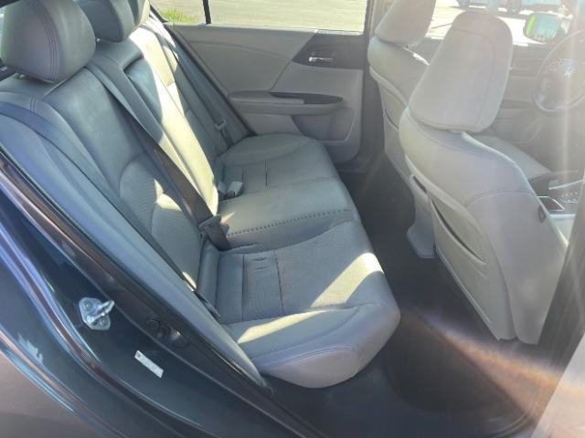 2013 Modern Steel Metallic /Gray Honda Accord EX-L (1HGCR2F87DA) with an 2.4L I-4 gasoline direct injection engine, Automatic transmission, located at 940 North Main Street, Cedar City, UT, 84720, (435) 628-0023, 37.692936, -113.061897 - We specialize in helping ALL people get the best financing available. No matter your credit score, good, bad or none we can get you an amazing rate. Had a bankruptcy, divorce, or repossessions? We give you the green light to get your credit back on the road. Low down and affordable payments that fit - Photo#26