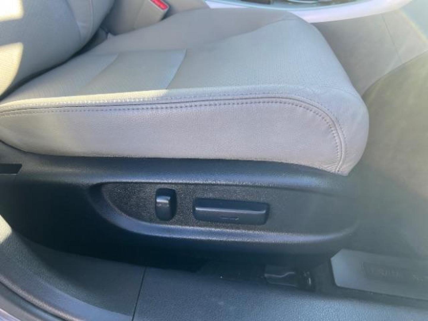 2013 Modern Steel Metallic /Gray Honda Accord EX-L (1HGCR2F87DA) with an 2.4L I-4 gasoline direct injection engine, Automatic transmission, located at 1865 East Red Hills Pkwy, St. George, 84770, (435) 628-0023, 37.120850, -113.543640 - We specialize in helping ALL people get the best financing available. No matter your credit score, good, bad or none we can get you an amazing rate. Had a bankruptcy, divorce, or repossessions? We give you the green light to get your credit back on the road. Low down and affordable payments that fit- Photo#28