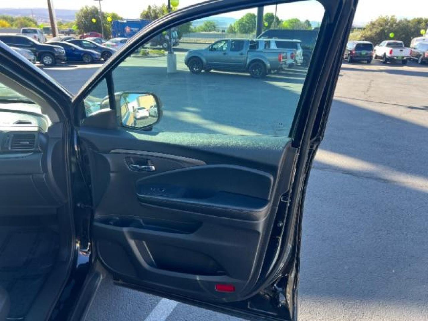 2016 Crystal Black Pearl /Beige Honda Pilot EX-L (5FNYF5H51GB) with an 3.5L V-6 gasoline direct injection engine, Automatic transmission, located at 1865 East Red Hills Pkwy, St. George, 84770, (435) 628-0023, 37.120850, -113.543640 - We specialize in helping ALL people get the best financing available. No matter your credit score, good, bad or none we can get you an amazing rate. Had a bankruptcy, divorce, or repossessions? We give you the green light to get your credit back on the road. Low down and affordable payments that fit - Photo#27