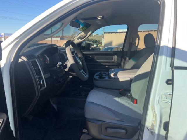 2018 Bright White Clearcoat /Diesel Gray/Black Ram 2500 Tradesman Crew Cab 4x4 6'4 Box (3C6UR5CJ5JG) with an HEMI 5.7L V-8 variable valve control engine, Automatic transmission, located at 940 North Main Street, Cedar City, UT, 84720, (435) 628-0023, 37.692936, -113.061897 - We specialize in helping ALL people get the best financing available. No matter your credit score, good, bad or none we can get you an amazing rate. Had a bankruptcy, divorce, or repossessions? We give you the green light to get your credit back on the road. Low down and affordable payments that fit - Photo#14