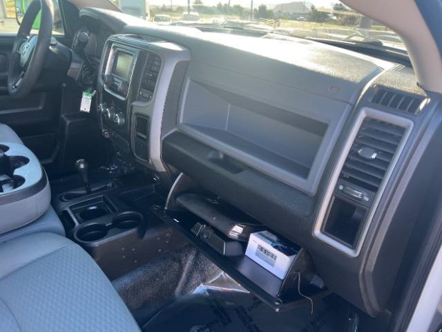 2018 Bright White Clearcoat /Diesel Gray/Black Ram 2500 Tradesman Crew Cab 4x4 6'4 Box (3C6UR5CJ5JG) with an HEMI 5.7L V-8 variable valve control engine, Automatic transmission, located at 940 North Main Street, Cedar City, UT, 84720, (435) 628-0023, 37.692936, -113.061897 - We specialize in helping ALL people get the best financing available. No matter your credit score, good, bad or none we can get you an amazing rate. Had a bankruptcy, divorce, or repossessions? We give you the green light to get your credit back on the road. Low down and affordable payments that fit - Photo#27