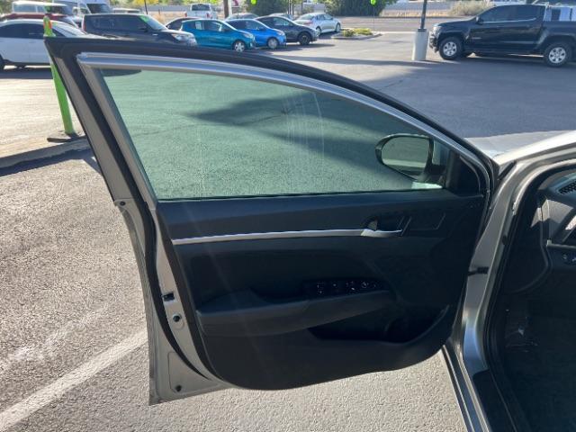 2020 Fluid Metal /Gray Hyundai Elantra Value Edition (5NPD84LF7LH) with an Nu 2L I-4 DOHC engine, Automatic transmission, located at 940 North Main Street, Cedar City, UT, 84720, (435) 628-0023, 37.692936, -113.061897 - We specialize in helping ALL people get the best financing available. No matter your credit score, good, bad or none we can get you an amazing rate. Had a bankruptcy, divorce, or repossessions? We give you the green light to get your credit back on the road. Low down and affordable payments that fit - Photo#12