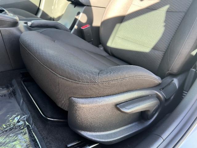 2020 Fluid Metal /Gray Hyundai Elantra Value Edition (5NPD84LF7LH) with an Nu 2L I-4 DOHC engine, Automatic transmission, located at 940 North Main Street, Cedar City, UT, 84720, (435) 628-0023, 37.692936, -113.061897 - We specialize in helping ALL people get the best financing available. No matter your credit score, good, bad or none we can get you an amazing rate. Had a bankruptcy, divorce, or repossessions? We give you the green light to get your credit back on the road. Low down and affordable payments that fit - Photo#13