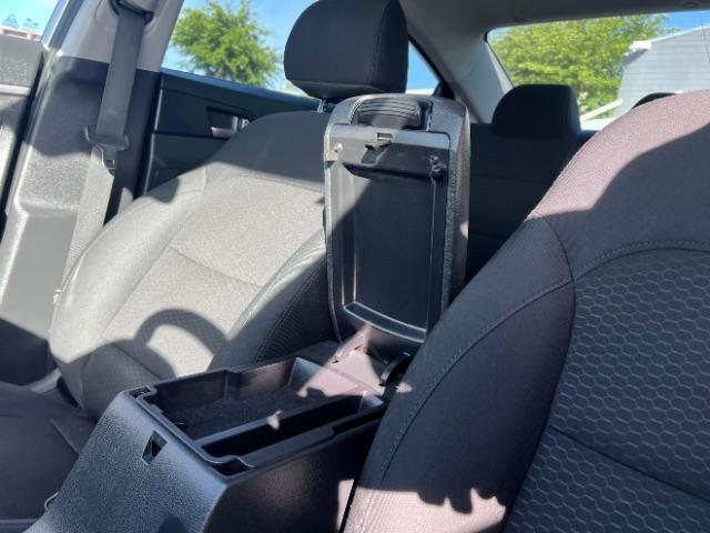 2020 Fluid Metal /Gray Hyundai Elantra Value Edition (5NPD84LF7LH) with an Nu 2L I-4 DOHC engine, Automatic transmission, located at 940 North Main Street, Cedar City, UT, 84720, (435) 628-0023, 37.692936, -113.061897 - We specialize in helping ALL people get the best financing available. No matter your credit score, good, bad or none we can get you an amazing rate. Had a bankruptcy, divorce, or repossessions? We give you the green light to get your credit back on the road. Low down and affordable payments that fit - Photo#19