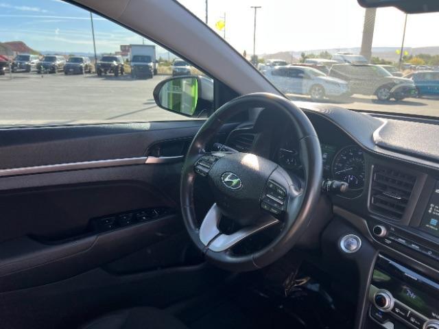 2020 Fluid Metal /Gray Hyundai Elantra Value Edition (5NPD84LF7LH) with an Nu 2L I-4 DOHC engine, Automatic transmission, located at 940 North Main Street, Cedar City, UT, 84720, (435) 628-0023, 37.692936, -113.061897 - We specialize in helping ALL people get the best financing available. No matter your credit score, good, bad or none we can get you an amazing rate. Had a bankruptcy, divorce, or repossessions? We give you the green light to get your credit back on the road. Low down and affordable payments that fit - Photo#29
