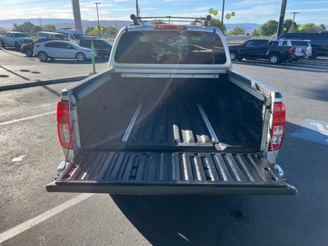 2010 Radiant Silver /Graphite Nissan Frontier LE (1N6AD0ER9AC) with an VQ 4L V-6 DOHC engine, Automatic transmission, located at 940 North Main Street, Cedar City, UT, 84720, (435) 628-0023, 37.692936, -113.061897 - We specialize in helping ALL people get the best financing available. No matter your credit score, good, bad or none we can get you an amazing rate. Had a bankruptcy, divorce, or repossessions? We give you the green light to get your credit back on the road. Low down and affordable payments that fit - Photo#23