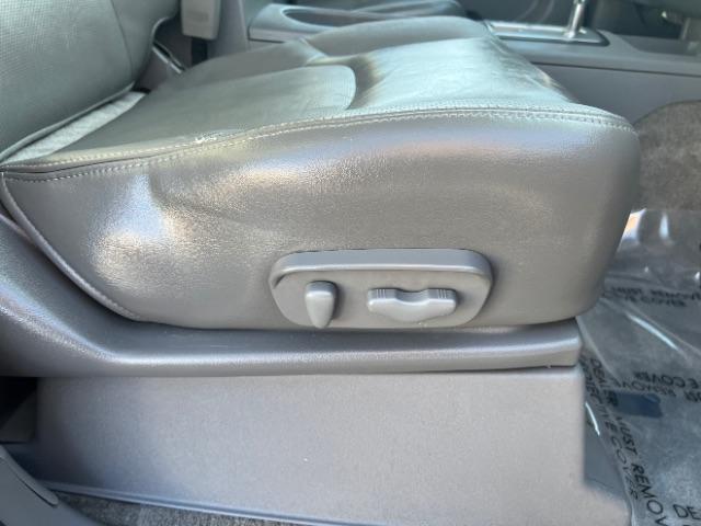 2010 Radiant Silver /Graphite Nissan Frontier LE (1N6AD0ER9AC) with an VQ 4L V-6 DOHC engine, Automatic transmission, located at 940 North Main Street, Cedar City, UT, 84720, (435) 628-0023, 37.692936, -113.061897 - We specialize in helping ALL people get the best financing available. No matter your credit score, good, bad or none we can get you an amazing rate. Had a bankruptcy, divorce, or repossessions? We give you the green light to get your credit back on the road. Low down and affordable payments that fit - Photo#27