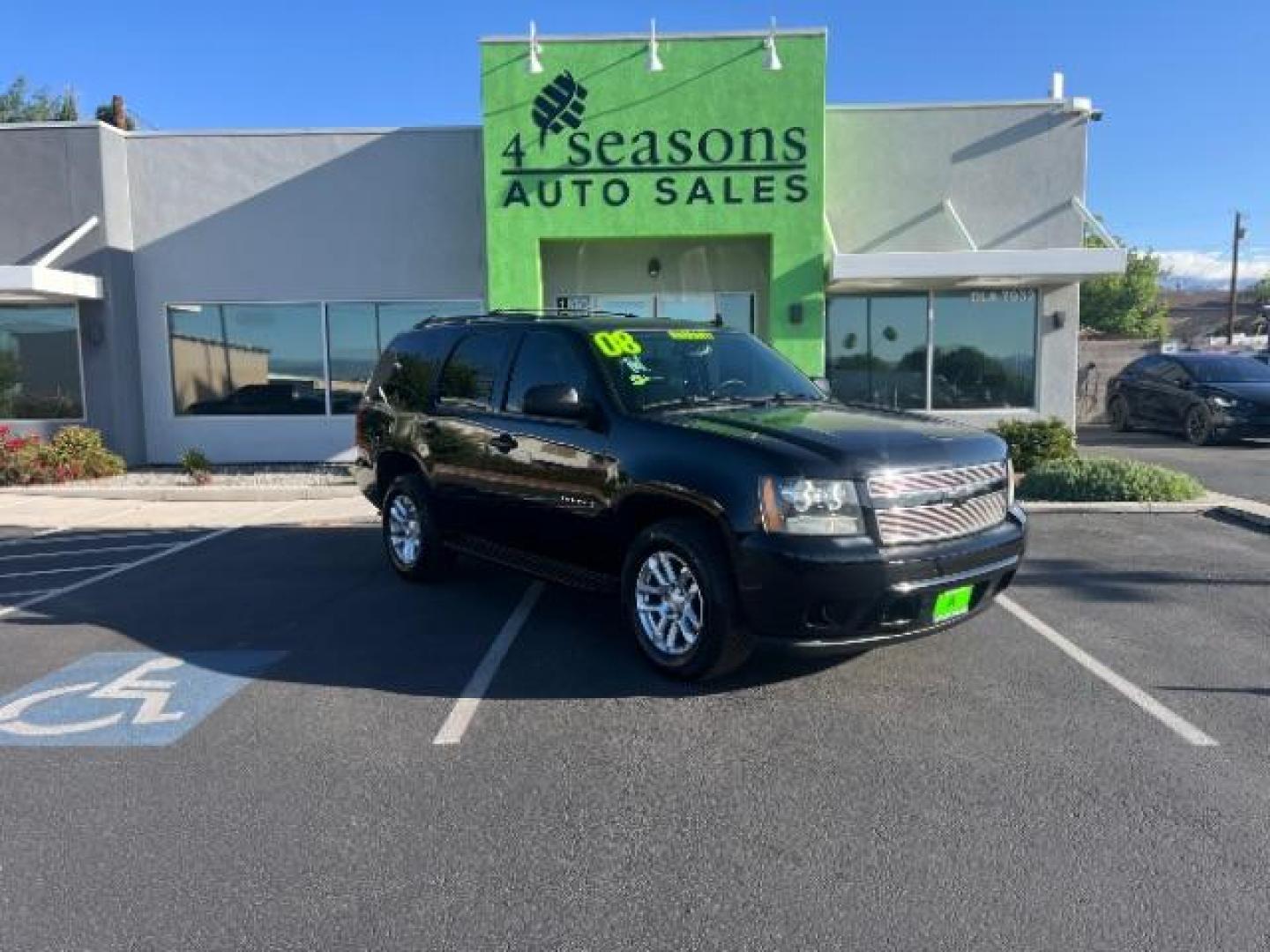 2008 Black /Ebony Chevrolet Tahoe LS (1GNFC13048R) with an Vortec 4.8L V-8 regular unleaded engine, Automatic transmission, located at 1865 East Red Hills Pkwy, St. George, 84770, (435) 628-0023, 37.120850, -113.543640 - We specialize in helping ALL people get the best financing available. No matter your credit score, good, bad or none we can get you an amazing rate. Had a bankruptcy, divorce, or repossessions? We give you the green light to get your credit back on the road. Low down and affordable payments that fit - Photo#0