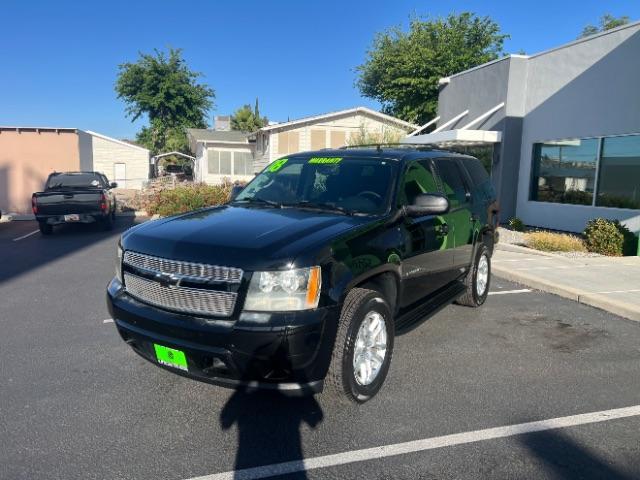 2008 Black /Ebony Chevrolet Tahoe LS (1GNFC13048R) with an Vortec 4.8L V-8 regular unleaded engine, Automatic transmission, located at 1865 East Red Hills Pkwy, St. George, 84770, (435) 628-0023, 37.120850, -113.543640 - We specialize in helping ALL people get the best financing available. No matter your credit score, good, bad or none we can get you an amazing rate. Had a bankruptcy, divorce, or repossessions? We give you the green light to get your credit back on the road. Low down and affordable payments that fit - Photo#2