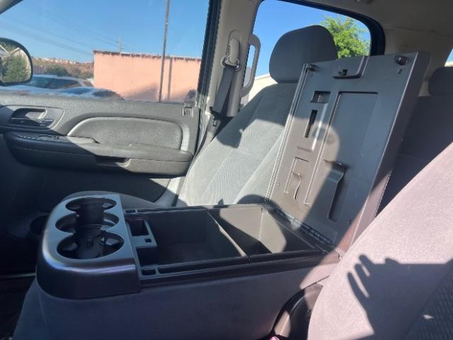 2008 Black /Ebony Chevrolet Tahoe LS (1GNFC13048R) with an Vortec 4.8L V-8 regular unleaded engine, Automatic transmission, located at 1865 East Red Hills Pkwy, St. George, 84770, (435) 628-0023, 37.120850, -113.543640 - We specialize in helping ALL people get the best financing available. No matter your credit score, good, bad or none we can get you an amazing rate. Had a bankruptcy, divorce, or repossessions? We give you the green light to get your credit back on the road. Low down and affordable payments that fit - Photo#18
