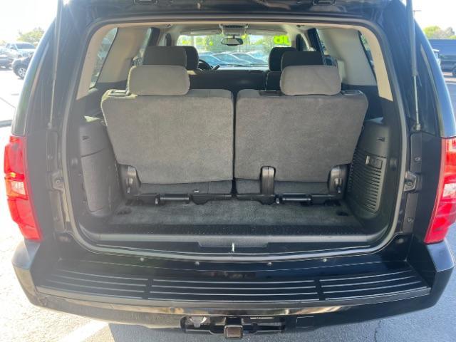 2008 Black /Ebony Chevrolet Tahoe LS (1GNFC13048R) with an Vortec 4.8L V-8 regular unleaded engine, Automatic transmission, located at 1865 East Red Hills Pkwy, St. George, 84770, (435) 628-0023, 37.120850, -113.543640 - We specialize in helping ALL people get the best financing available. No matter your credit score, good, bad or none we can get you an amazing rate. Had a bankruptcy, divorce, or repossessions? We give you the green light to get your credit back on the road. Low down and affordable payments that fit - Photo#26