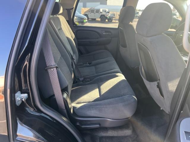 2008 Black /Ebony Chevrolet Tahoe LS (1GNFC13048R) with an Vortec 4.8L V-8 regular unleaded engine, Automatic transmission, located at 1865 East Red Hills Pkwy, St. George, 84770, (435) 628-0023, 37.120850, -113.543640 - We specialize in helping ALL people get the best financing available. No matter your credit score, good, bad or none we can get you an amazing rate. Had a bankruptcy, divorce, or repossessions? We give you the green light to get your credit back on the road. Low down and affordable payments that fit - Photo#28