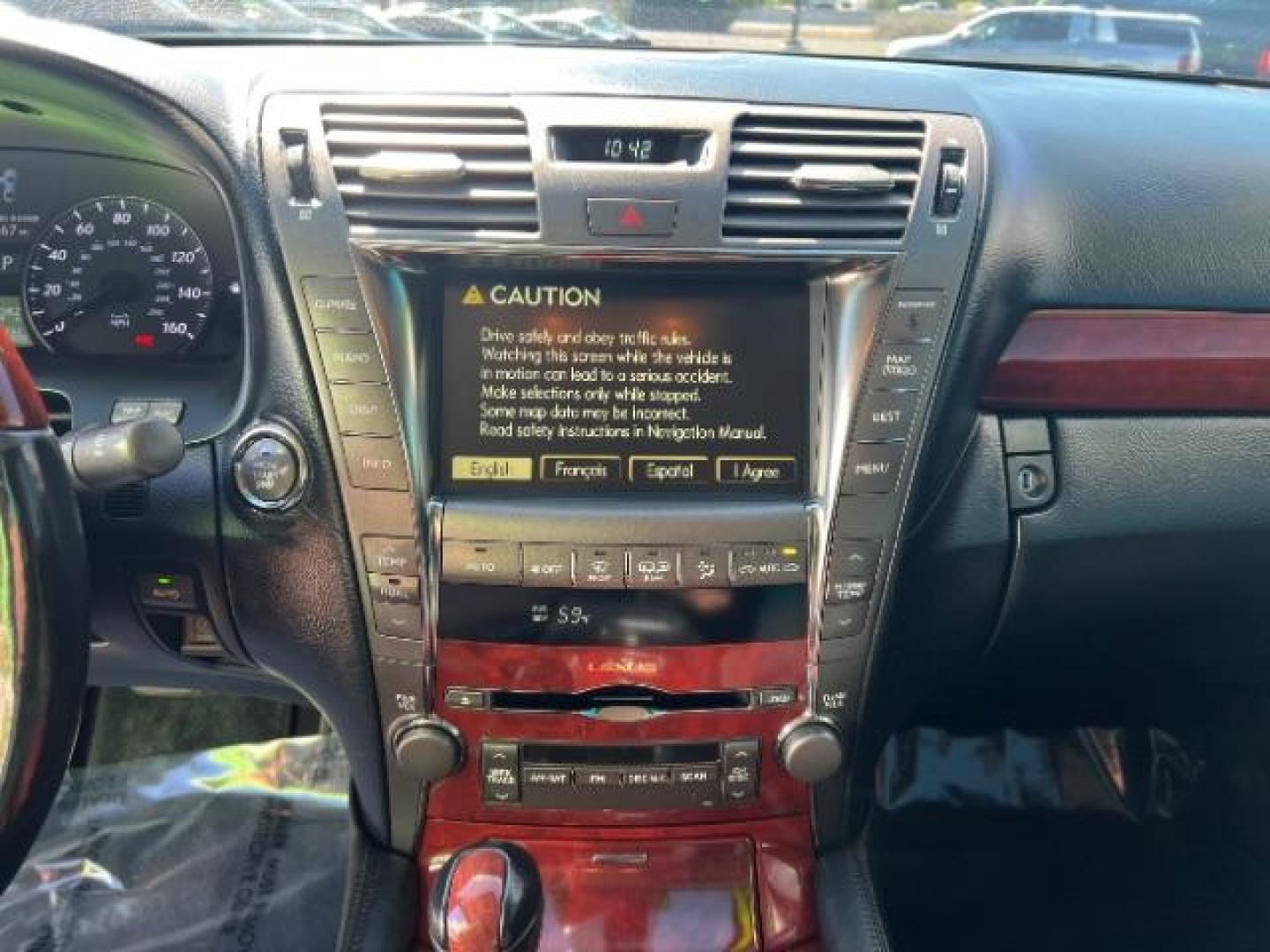 2007 Black /Black Lexus LS 460 Luxury Sedan (JTHBL46F375) , Automatic transmission, located at 1865 East Red Hills Pkwy, St. George, 84770, (435) 628-0023, 37.120850, -113.543640 - We specialize in helping ALL people get the best financing available. No matter your credit score, good, bad or none we can get you an amazing rate. Had a bankruptcy, divorce, or repossessions? We give you the green light to get your credit back on the road. Low down and affordable payments that fit- Photo#17