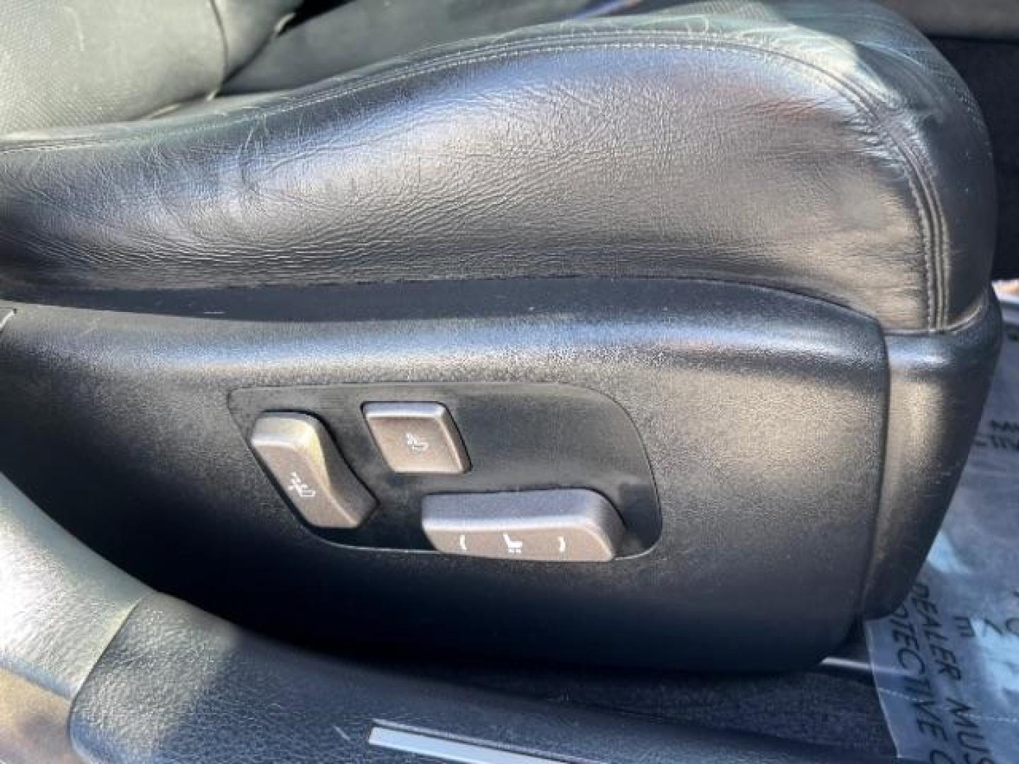2007 Black /Black Lexus LS 460 Luxury Sedan (JTHBL46F375) , Automatic transmission, located at 1865 East Red Hills Pkwy, St. George, 84770, (435) 628-0023, 37.120850, -113.543640 - We specialize in helping ALL people get the best financing available. No matter your credit score, good, bad or none we can get you an amazing rate. Had a bankruptcy, divorce, or repossessions? We give you the green light to get your credit back on the road. Low down and affordable payments that fit- Photo#27