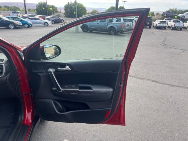 2017 Hyper Red /Black Kia Sportage LX (KNDPM3AC4H7) with an Theta II 2.4L I-4 gasoline direct injection engine, Automatic transmission, located at 1865 East Red Hills Pkwy, St. George, 84770, (435) 628-0023, 37.120850, -113.543640 - We specialize in helping ALL people get the best financing available. No matter your credit score, good, bad or none we can get you an amazing rate. Had a bankruptcy, divorce, or repossessions? We give you the green light to get your credit back on the road. Low down and affordable payments that fit - Photo#27