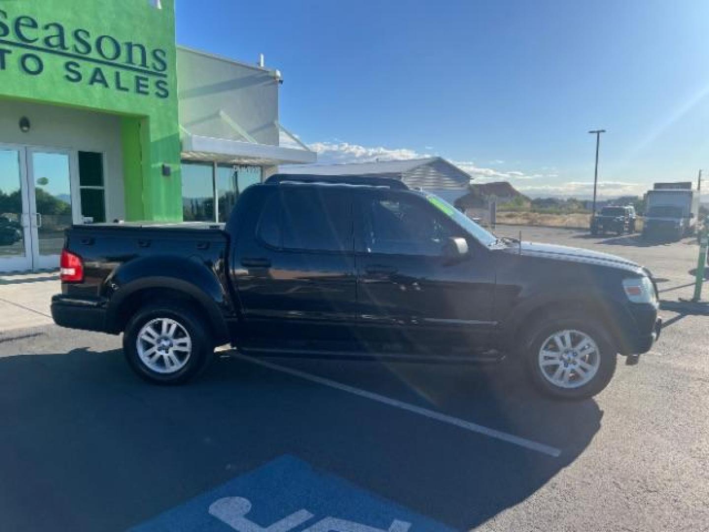 2010 Black /Black Ford Explorer Sport Trac XLT (1FMEU3BE3AU) with an 4L V-6 regular unleaded engine, Automatic transmission, located at 940 North Main Street, Cedar City, UT, 84720, (435) 628-0023, 37.692936, -113.061897 - We specialize in helping ALL people get the best financing available. No matter your credit score, good, bad or none we can get you an amazing rate. Had a bankruptcy, divorce, or repossessions? We give you the green light to get your credit back on the road. Low down and affordable payments that fit- Photo#7