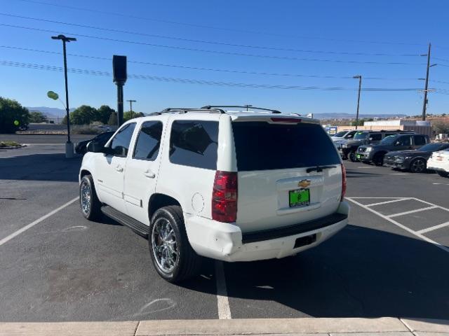 2012 Summit White /Light Cashmere/Dark Cashmere Leather Interior Chevrolet Tahoe LT 2WD (1GNSCBE00CR) with an 5.3L V8 OHV 16V FFV engine, 6-Speed Automatic transmission, located at 1865 East Red Hills Pkwy, St. George, 84770, (435) 628-0023, 37.120850, -113.543640 - We specialize in helping ALL people get the best financing available. No matter your credit score, good, bad or none we can get you an amazing rate. Had a bankruptcy, divorce, or repossessions? We give you the green light to get your credit back on the road. Low down and affordable payments that fit - Photo#4