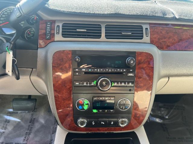 2012 Summit White /Light Cashmere/Dark Cashmere Leather Interior Chevrolet Tahoe LT 2WD (1GNSCBE00CR) with an 5.3L V8 OHV 16V FFV engine, 6-Speed Automatic transmission, located at 1865 East Red Hills Pkwy, St. George, 84770, (435) 628-0023, 37.120850, -113.543640 - We specialize in helping ALL people get the best financing available. No matter your credit score, good, bad or none we can get you an amazing rate. Had a bankruptcy, divorce, or repossessions? We give you the green light to get your credit back on the road. Low down and affordable payments that fit - Photo#17