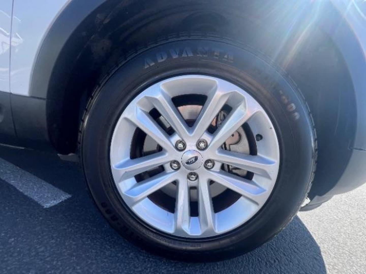 2017 Oxford White /Medium Light Camel Ford Explorer XLT (1FM5K7D80HG) with an EcoBoost 2.3L I-4 gasoline direct injection engine, Automatic transmission, located at 1865 East Red Hills Pkwy, St. George, 84770, (435) 628-0023, 37.120850, -113.543640 - We specialize in helping ALL people get the best financing available. No matter your credit score, good, bad or none we can get you an amazing rate. Had a bankruptcy, divorce, or repossessions? We give you the green light to get your credit back on the road. Low down and affordable payments that fit - Photo#9