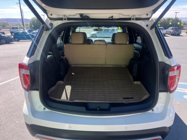 2017 Oxford White /Medium Light Camel Ford Explorer XLT (1FM5K7D80HG) with an EcoBoost 2.3L I-4 gasoline direct injection engine, Automatic transmission, located at 1865 East Red Hills Pkwy, St. George, 84770, (435) 628-0023, 37.120850, -113.543640 - We specialize in helping ALL people get the best financing available. No matter your credit score, good, bad or none we can get you an amazing rate. Had a bankruptcy, divorce, or repossessions? We give you the green light to get your credit back on the road. Low down and affordable payments that fit - Photo#23