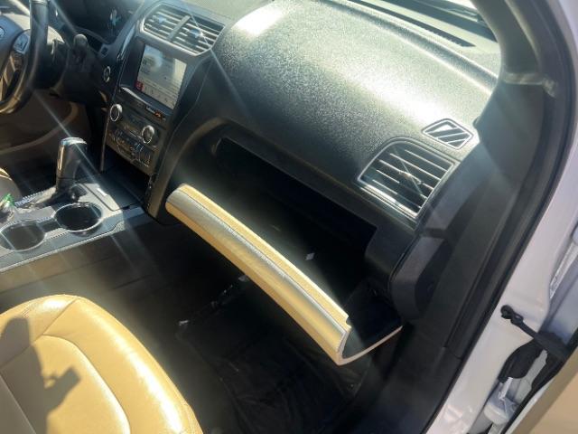 2017 Oxford White /Medium Light Camel Ford Explorer XLT (1FM5K7D80HG) with an EcoBoost 2.3L I-4 gasoline direct injection engine, Automatic transmission, located at 1865 East Red Hills Pkwy, St. George, 84770, (435) 628-0023, 37.120850, -113.543640 - We specialize in helping ALL people get the best financing available. No matter your credit score, good, bad or none we can get you an amazing rate. Had a bankruptcy, divorce, or repossessions? We give you the green light to get your credit back on the road. Low down and affordable payments that fit - Photo#28