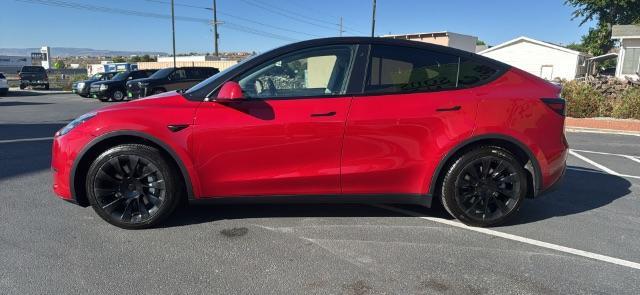 2020 Red Multi-Coat /Black Tesla Model Y Long Range Dual Motor All-Wheel Drive (5YJYGDEE0LF) , located at 1865 East Red Hills Pkwy, St. George, 84770, (435) 628-0023, 37.120850, -113.543640 - Excellent low miles Tesla Model Y Long Range, All Wheel Drive with ACCELERATION BOOST paid for ($2k upgrade) Fully transfer to the new owner. 5 Seats. It has HW3. Inside and outside in great shape. Tires are good but rims have some repaired curbrash. Dash wood trim has been painted, see pics. All - Photo#3