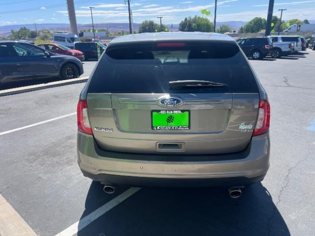 2014 Mineral Gray Metallic /Charcoal Black/Gray Inserts Ford Edge SEL (2FMDK3JC7EB) , Automatic transmission, located at 1865 East Red Hills Pkwy, St. George, 84770, (435) 628-0023, 37.120850, -113.543640 - We specialize in helping ALL people get the best financing available. No matter your credit score, good, bad or none we can get you an amazing rate. Had a bankruptcy, divorce, or repossessions? We give you the green light to get your credit back on the road. Low down and affordable payments that fit - Photo#5