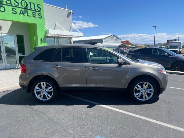 2014 Mineral Gray Metallic /Charcoal Black/Gray Inserts Ford Edge SEL (2FMDK3JC7EB) , Automatic transmission, located at 1865 East Red Hills Pkwy, St. George, 84770, (435) 628-0023, 37.120850, -113.543640 - We specialize in helping ALL people get the best financing available. No matter your credit score, good, bad or none we can get you an amazing rate. Had a bankruptcy, divorce, or repossessions? We give you the green light to get your credit back on the road. Low down and affordable payments that fit - Photo#7