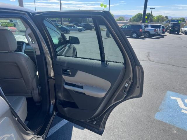 2014 Mineral Gray Metallic /Charcoal Black/Gray Inserts Ford Edge SEL (2FMDK3JC7EB) , Automatic transmission, located at 1865 East Red Hills Pkwy, St. George, 84770, (435) 628-0023, 37.120850, -113.543640 - We specialize in helping ALL people get the best financing available. No matter your credit score, good, bad or none we can get you an amazing rate. Had a bankruptcy, divorce, or repossessions? We give you the green light to get your credit back on the road. Low down and affordable payments that fit - Photo#25